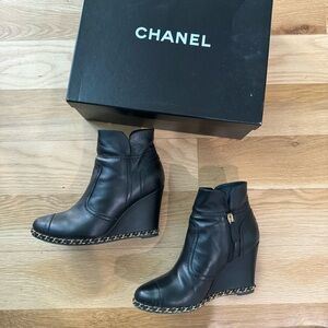 Chanel booties wedge black